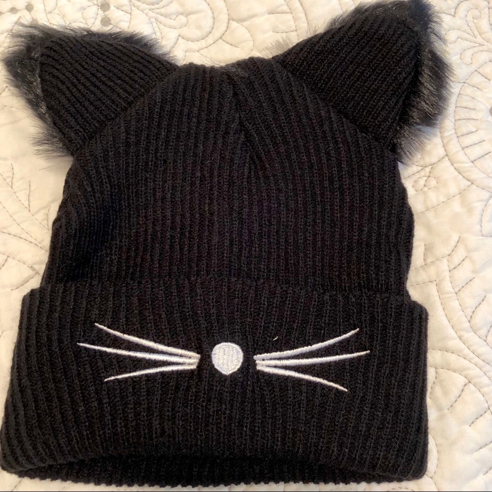 Quirky Kitty Cat Whiskers Beanie Hat - Picture 3 of 8